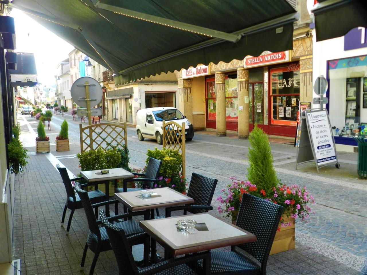 Hotel Restaurant Herard Бурбонн-ле-Бен Экстерьер фото